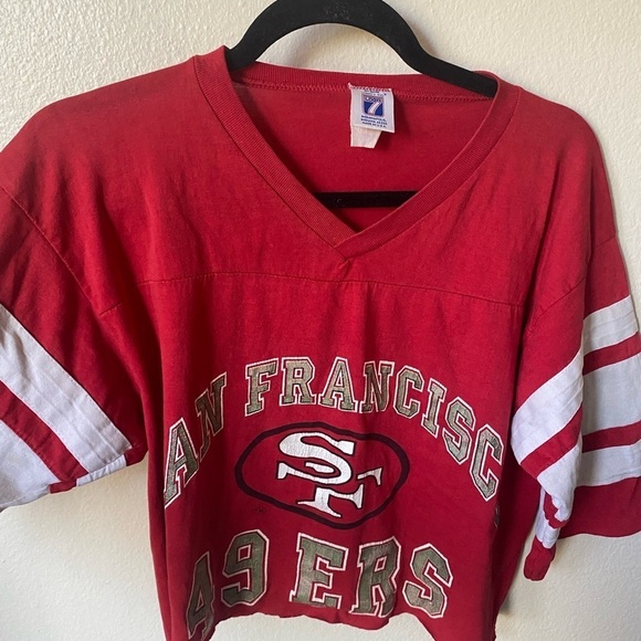 Vintage San Francisco 49ers Logo 7 Shirt Fit M/L Cropped Football Tee - Picture 5 of 9